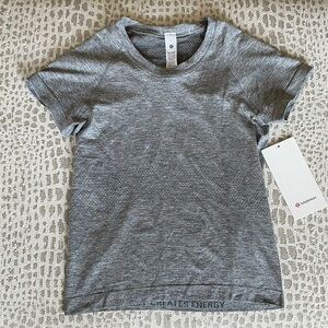 NWT! Lululemon Athletica Gray Short Sleeve Swiftly Tech 2.0